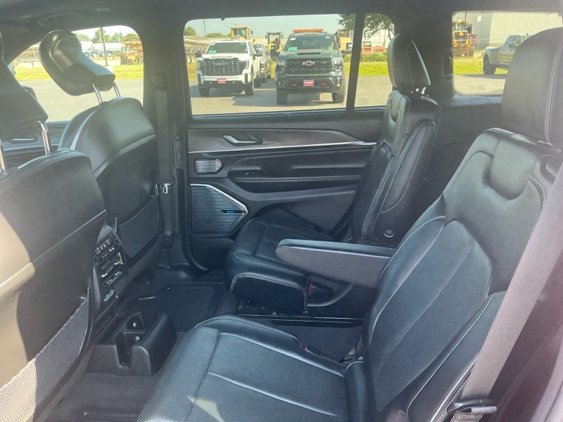 2022 Jeep Grand Cherokee L Overland