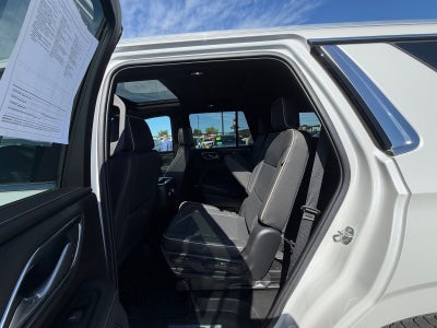 2022 GMC Yukon SLT