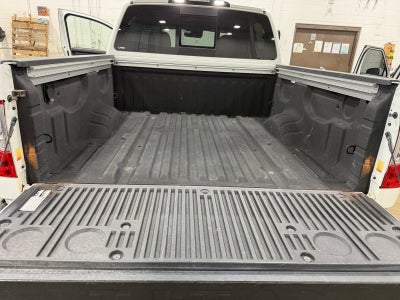 2023 Nissan Titan SV