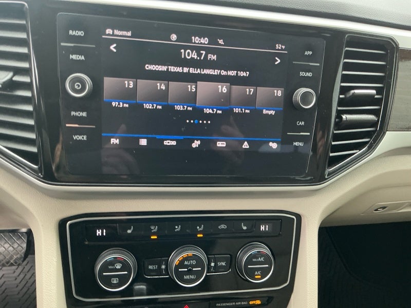 2023 Volkswagen Atlas 2.0T SE w/Technology