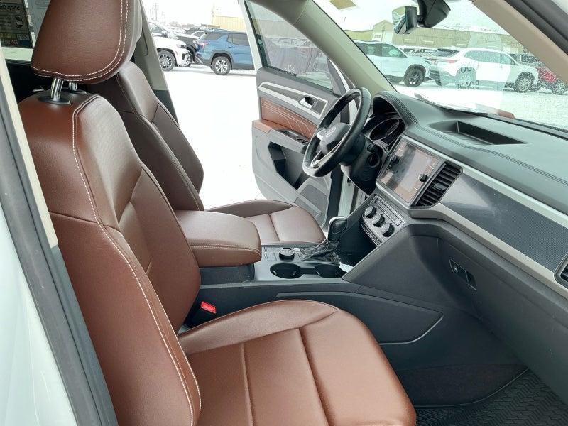 2021 Volkswagen Atlas 3.6L V6 SE w/Technology R-Line