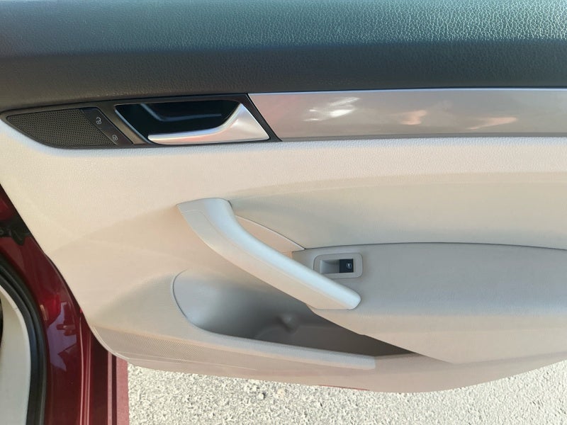 2015 Volkswagen Passat 1.8T S