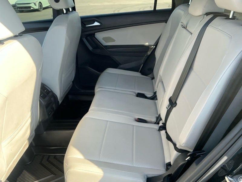 2021 Volkswagen Tiguan SE R-Line Black