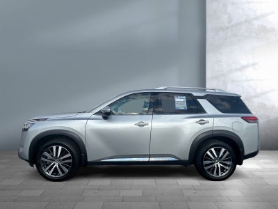 2022 Nissan Pathfinder Platinum