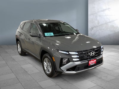 2026 Hyundai TUCSON SE