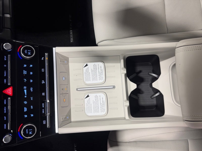 2027 Hyundai SANTA FE HYBRID Limited 6P