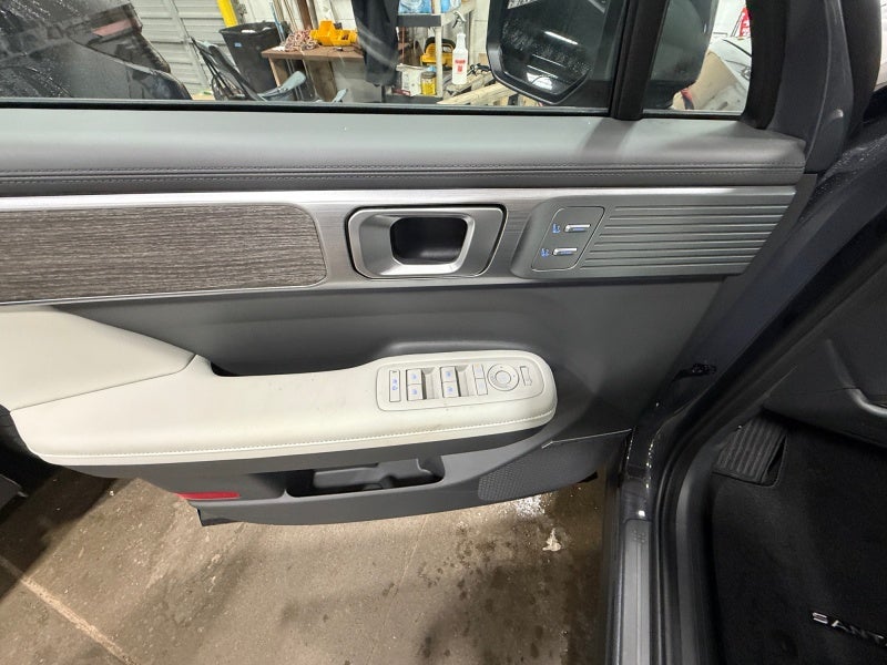 2027 Hyundai SANTA FE HYBRID Limited 6P