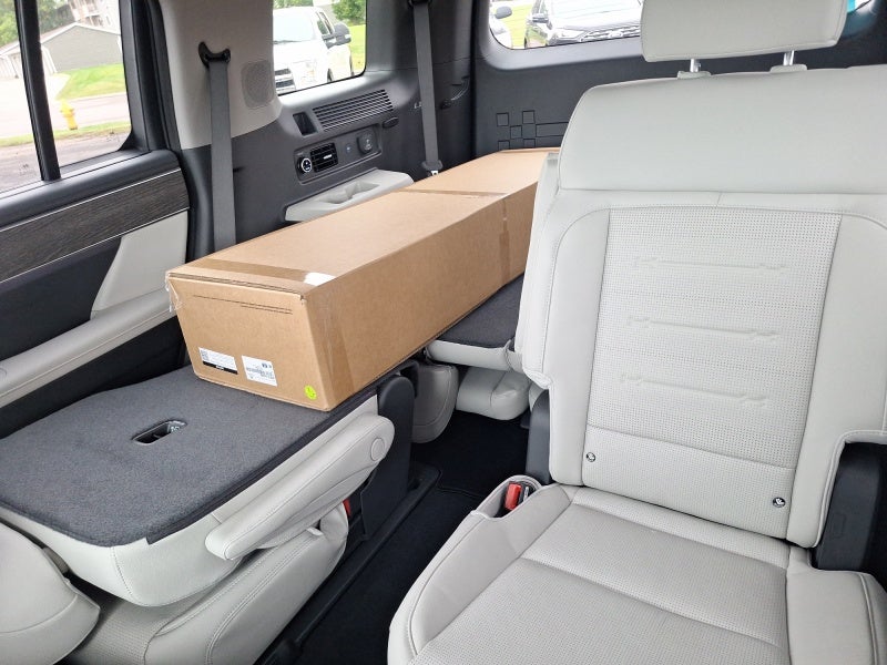 2027 Hyundai SANTA FE HYBRID Limited 6P