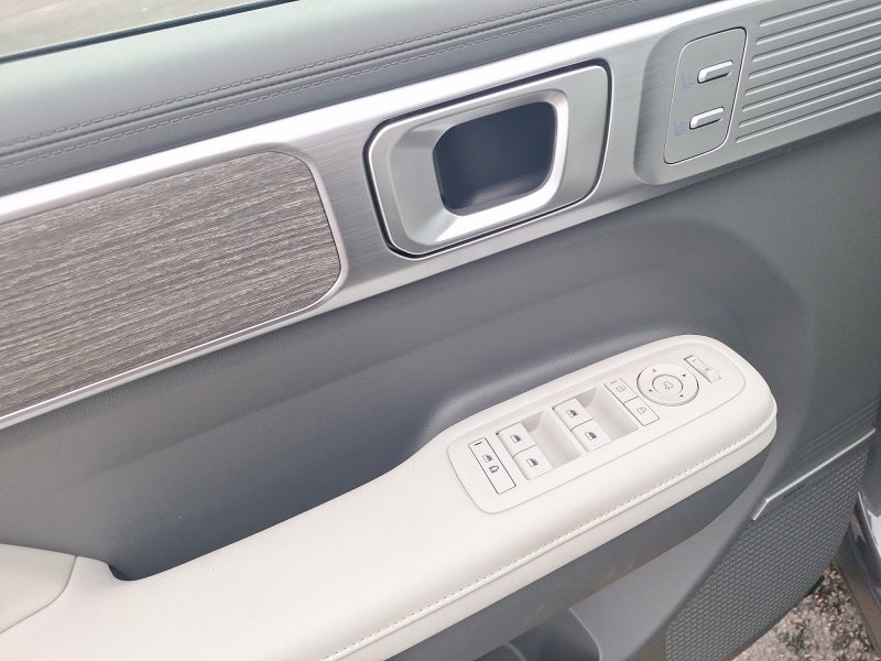 2027 Hyundai SANTA FE HYBRID Limited 6P
