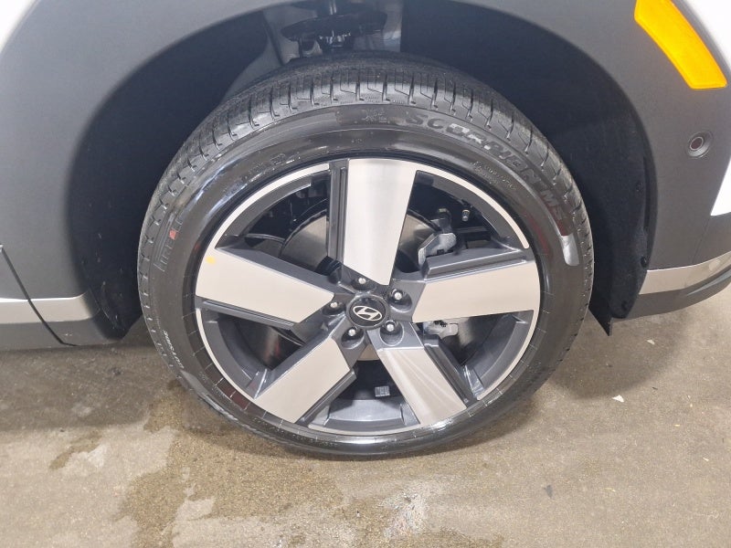 2027 Hyundai SANTA FE Limited 7P