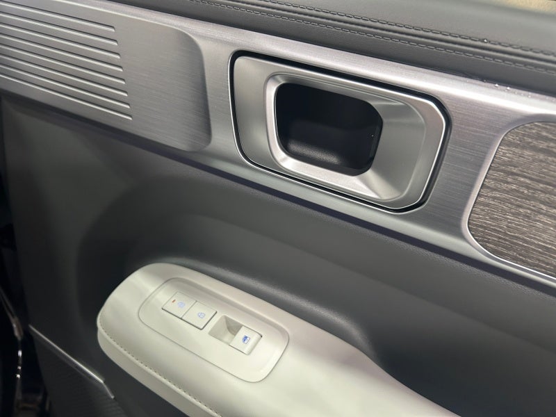 2027 Hyundai SANTA FE Limited 6P