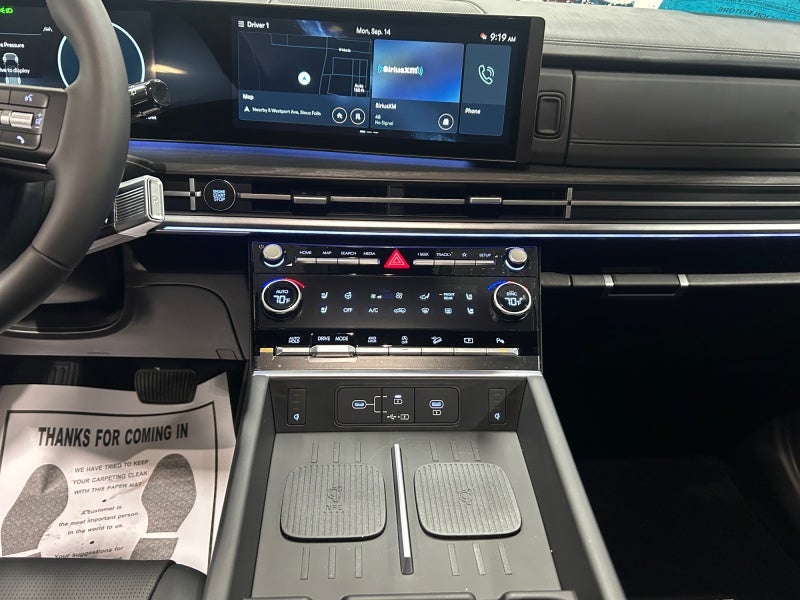 2027 Hyundai SANTA FE Limited 7P
