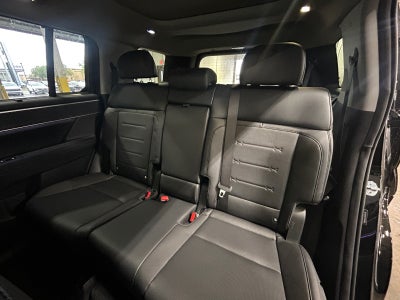 2027 Hyundai SANTA FE Limited 7P