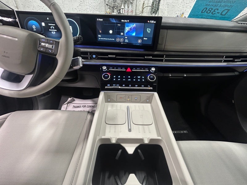 2027 Hyundai SANTA FE Limited 6P