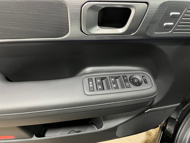 2027 Hyundai SANTA FE Limited 7P