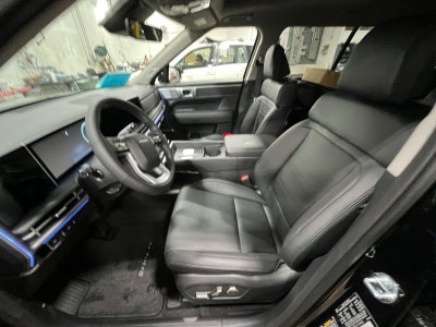 2027 Hyundai SANTA FE Limited 7P