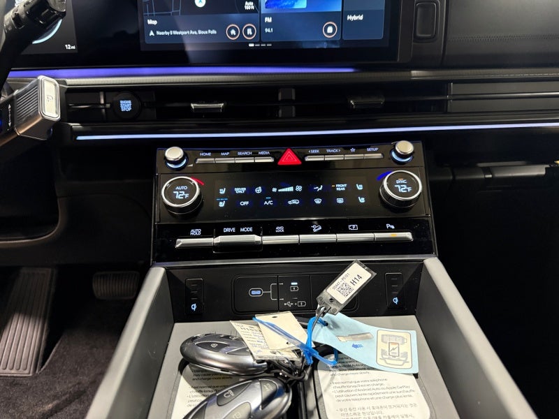 2026 Hyundai SANTA FE HYBRID Calligraphy