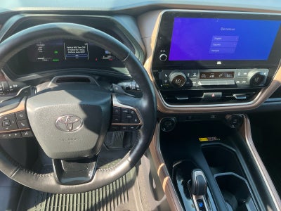 2025 Toyota Grand Highlander Hybrid MAX Platinum