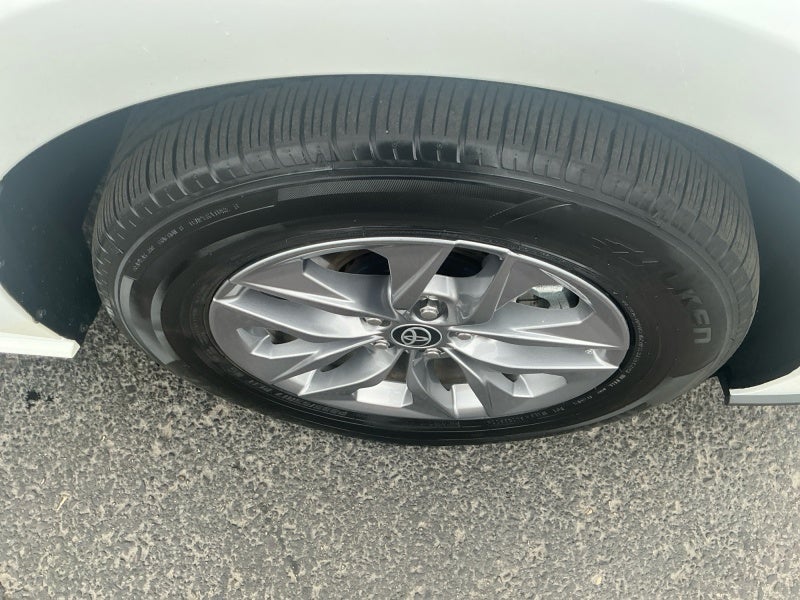 2023 Toyota Sienna LE