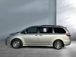 2018 Toyota Sienna XLE