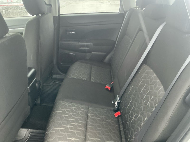 2025 Mitsubishi Outlander Sport ES