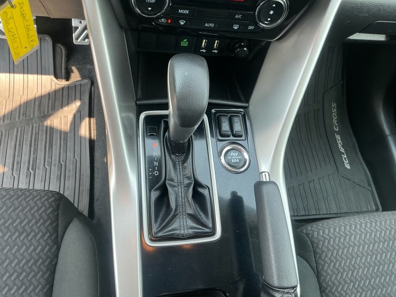 2022 Mitsubishi Eclipse Cross LE