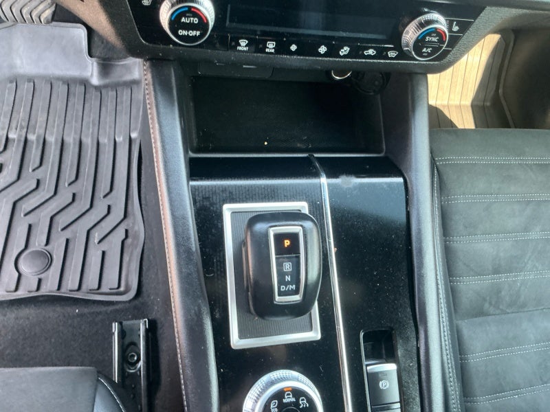2023 Mitsubishi Outlander SE Special Edition