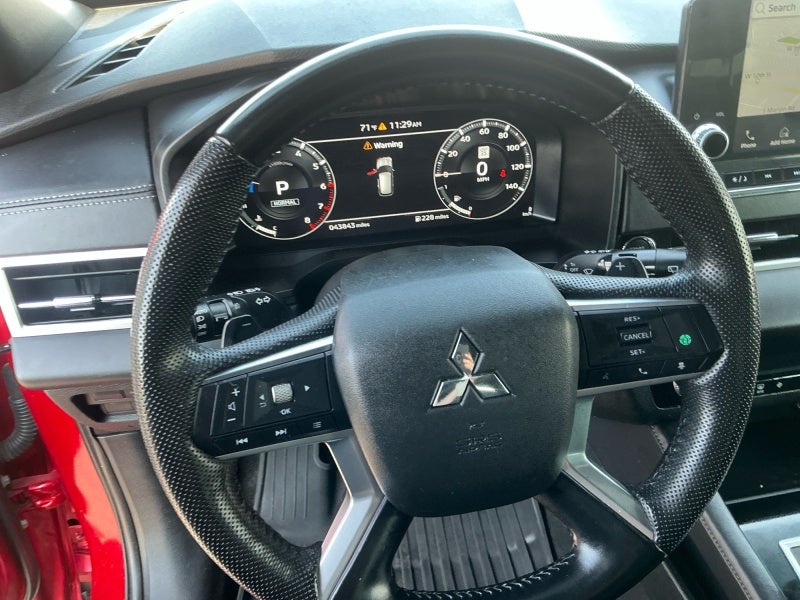 2023 Mitsubishi Outlander SE Special Edition