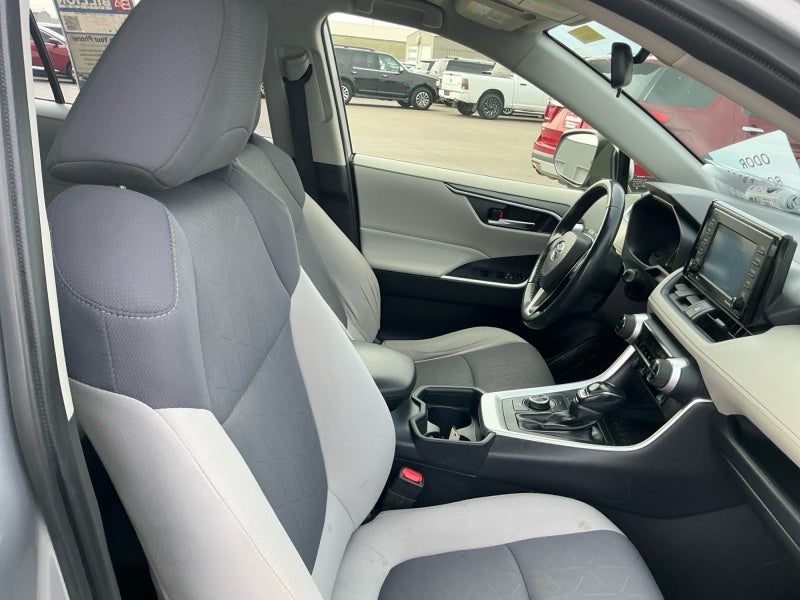 2020 Toyota RAV4 Hybrid XLE