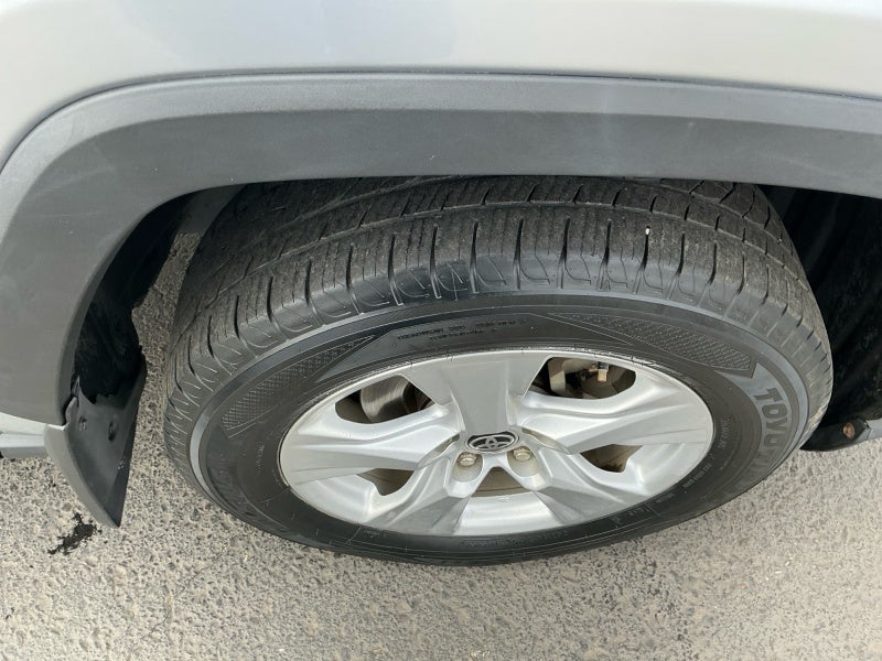 2020 Toyota RAV4 Hybrid XLE