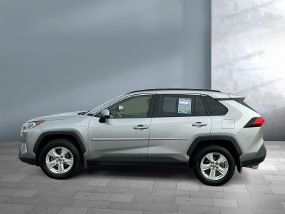 2020 Toyota RAV4 Hybrid XLE