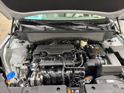 2027 Hyundai KONA SE