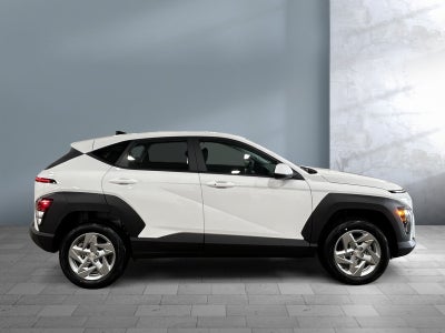 2026 Hyundai KONA SE