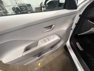 2024 Hyundai KONA SE