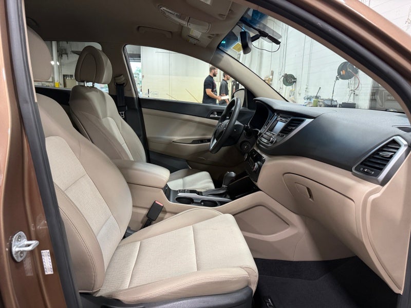 2016 Hyundai TUCSON SE