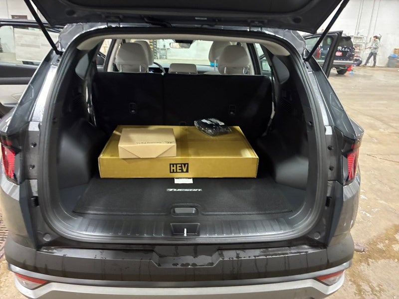 2026 Hyundai TUCSON HYBRID Blue SE