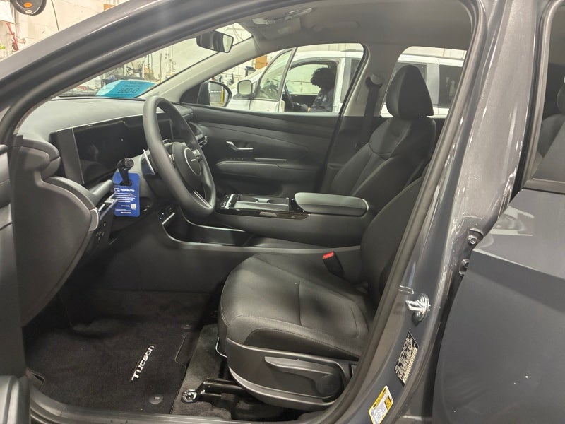 2026 Hyundai TUCSON HYBRID Blue SE