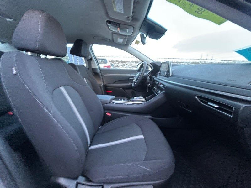 2023 Hyundai SONATA SE