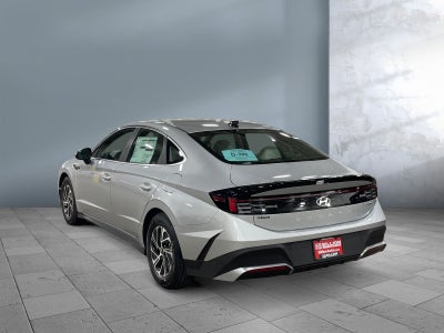 2026 Hyundai SONATA HYBRID Blue