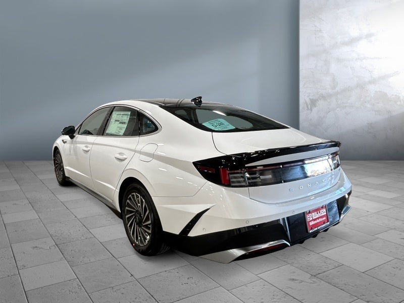 2027 Hyundai SONATA HYBRID Limited