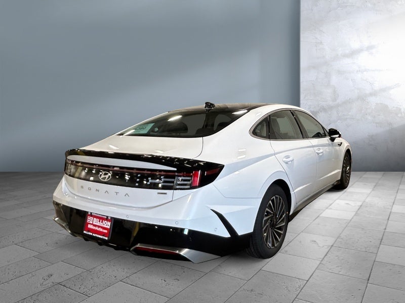 2027 Hyundai SONATA HYBRID Limited