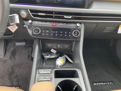 2025 Hyundai SONATA HYBRID Limited