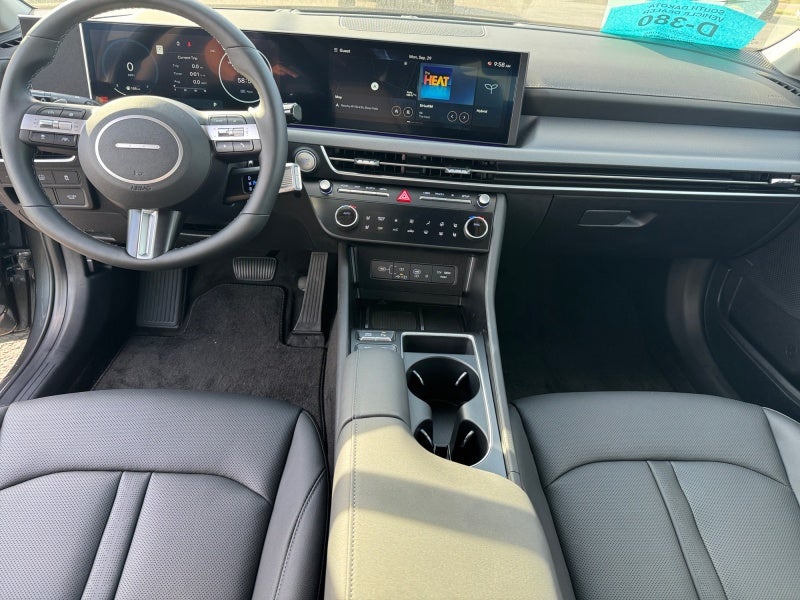 2025 Hyundai SONATA HYBRID Limited