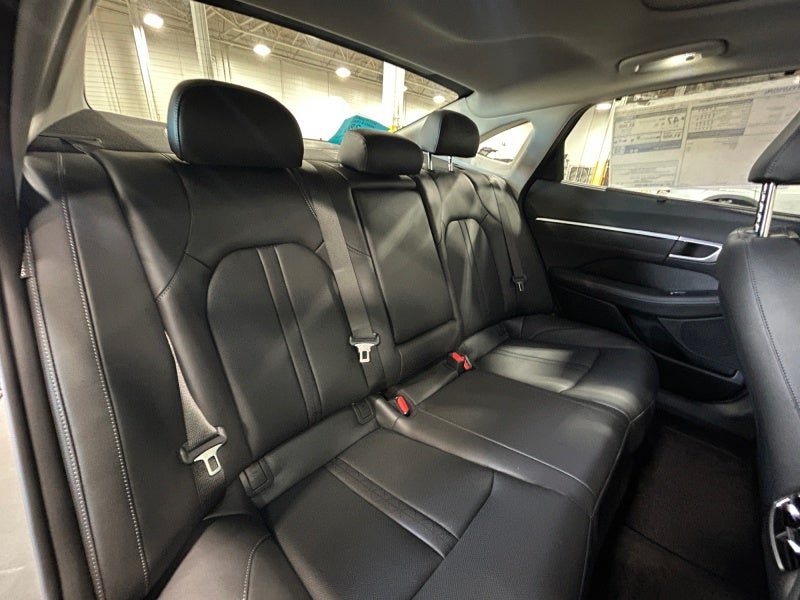 2027 Hyundai SONATA HYBRID Limited