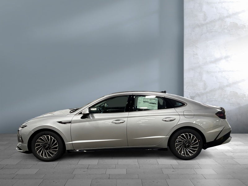 2027 Hyundai SONATA HYBRID Limited