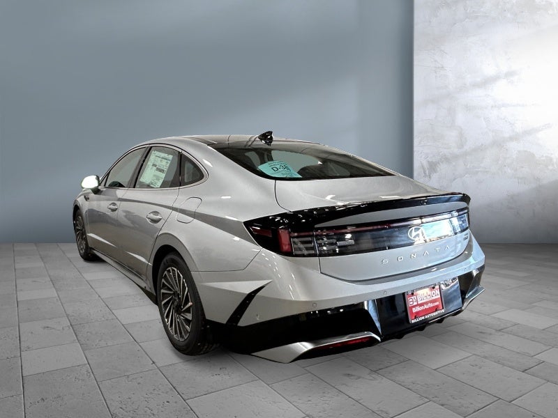 2027 Hyundai SONATA HYBRID Limited