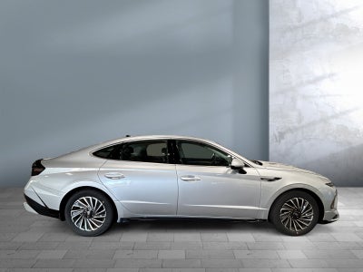 2027 Hyundai SONATA HYBRID Limited