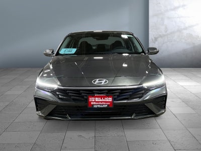 2026 Hyundai ELANTRA SE