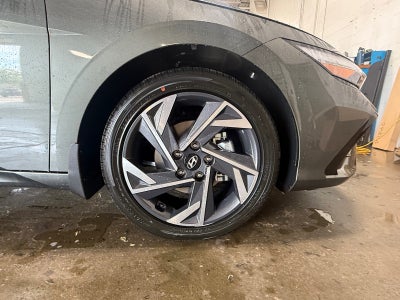 2026 Hyundai ELANTRA Limited