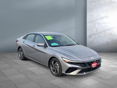 2025 Hyundai ELANTRA Limited